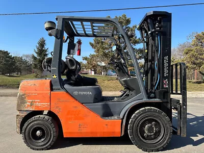 Toyota 8fgu30 6000lb Pneumatic Forklift Hi Lo Lift Truck Toyota Fork Truck • $17950