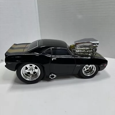 1/18 Muscle Machines 1969 Black & Gold Chevy Camaro Z/28 • $30