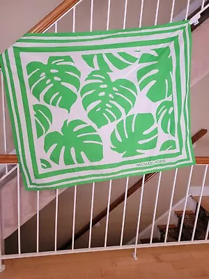 Michael Kors Hawaii Sarong Green And White • $50