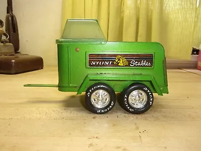 VINTAGE Green Nylint Stables Horse Trailer W/shild 4 Wheel FREE SHIPPING • $26.99