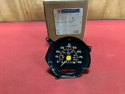 Nos 1979-1987 Chevrolet / Gmc Truck Blazer Speedometer Gauge Gm 25052373 C/k • $300