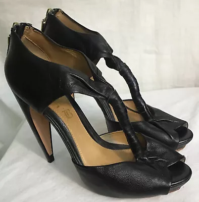 Lamb Shoe Black Curved High Heel T Strap Open Toe Zip Back Size 9M • $85