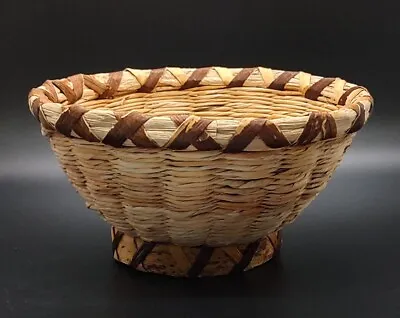 Vintage Birch Bark Bottom Sea Grass? Pedestal Basket • $18