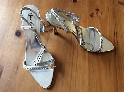 £4.99 • Buy Ladies Unze Silver DiamantÉ Size 5  High Heeled Shoes 