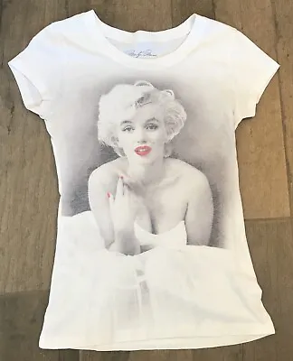 Marilyn Monroe Sexy Graphic Ladies Cut Shirt Size Medium By Milton H. Green 2012 • $11