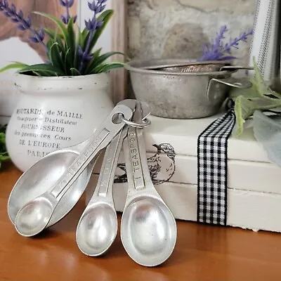 Vintage Aluminum Measuring Cups & Spoons Primitive Country Cottage Farmhouse • $15