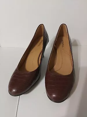 Elegant Women's Shoes Medium Heel Merona Size 8 • $12