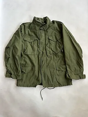 Vintage Military Jacket Medium Long M65 Cold Weather Field Coat Vietnam 70s • $55.90