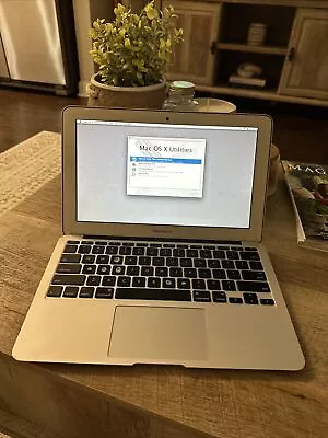 $69.95 • Buy Apple MacBook Air 11  A1465 1.7GHz Intel Core I5 4GB RAM 64GB SSD Mid 2012