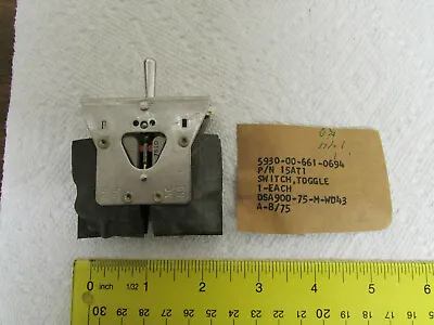 Micro Switch Milspec Toggle Switch On-Off-On 15AT1 NSN 5930-00-661-0694 New • $24.95