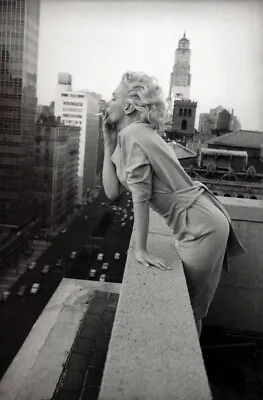 Marilyn Monroe New York Black And White 8x10 Picture Celebrity Print • $3.99