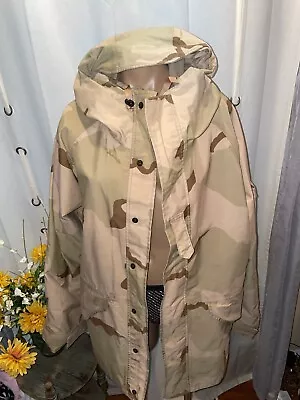 Military Jacket Mens Desert Camouflage Cold Weather Parka Size Medium Regular • $49.99