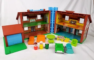 Vintage 1986 Fisher Price Little People Play Family Tudor Brown House #952 • $23.98