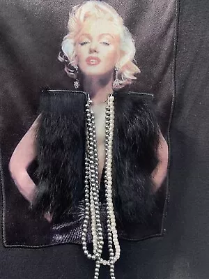 $20 • Buy Women’s Simon Chang Marilyn Monroe Embellished Black T-Shirt, XL