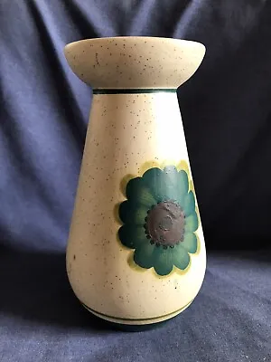 £6 • Buy Vintage Secla Vase. Portuguese Pottery￼