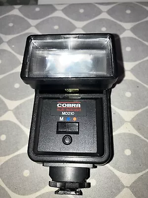 Cobra MD210 Shoe Mount Multi Dedicated Shoe Mount Flash Gun • £5