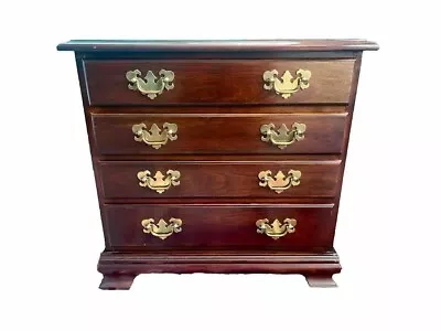 Cresent Furniture Solid Cherry Chippendale Style 4 Drawer Nightstand • $50