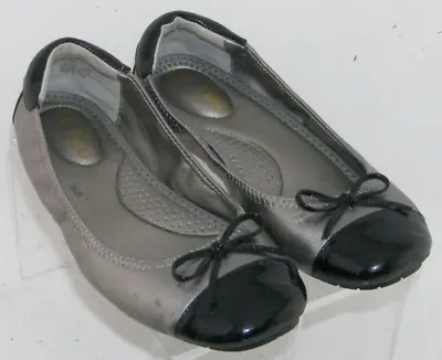 Me Too Lucca Pewter Leather Bow Round Cap Toe Slip On Ballet Flats 7.5M • $12.50
