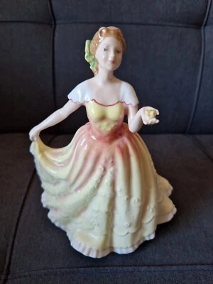 £9.99 • Buy ROYAL DOULTON Figurine ~ Deborah Figure Of Year 1995 HN3644
