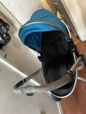 3 In 1 Prams Travel System • £40