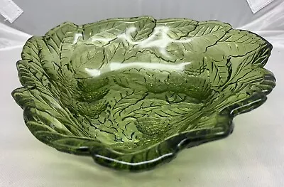 Vintage Indiana Glass Green Loganberry Leaves Pattern Dish Bowl. • $9.25