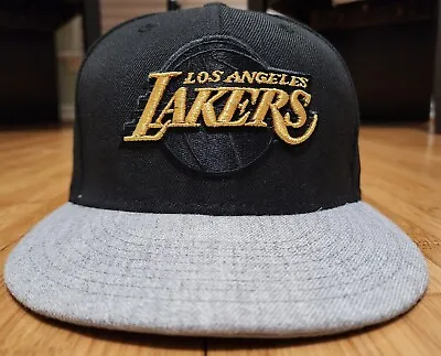 Los Angeles Lakers LA New Era 9FIFTY Black Gray Gold Logo OSFM Snapback Hat Cap • $20.99