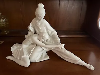 $149 • Buy Lladro CLOSING SCENE By Vincente Martinez #4935 
