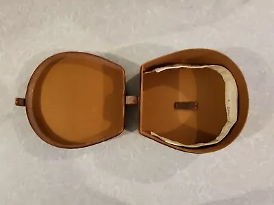 ANTIQUE LEATHER COLLAR BOX  HORSE SHOE DESIGN W-COLLAR - GOOD CONDITION C1920's  • $70