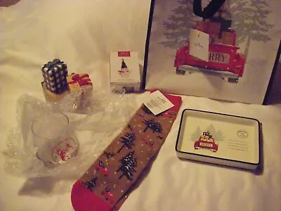 Hallmark 2023 VIP Gift Set Bag Tray Glass Salt & Pepper Socks Ornament *6 Piece* • $34.99