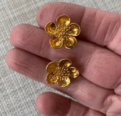 Vintage MMA RC USA Metropolitan Museum Of Art Gold Flower Earrings Posts G 585 • $55