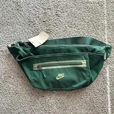 NEW Nike Elemental Premium Fanny Pack Crossbody Bag 8L Green DN2556-341 • $35