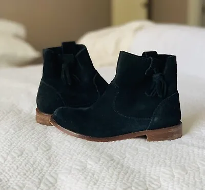 Zara Girls Kids Black Suede Bootie Boots Tassel Size 12 • $24.95