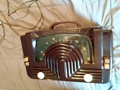 Restored 1940's Zenith Consol-tone  Tube Table Radio • $215