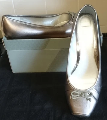 £10.99 • Buy CloudWalkers Size USA 13 UK 10-11 Wide Bronze Leather Low Heel Court Shoes 