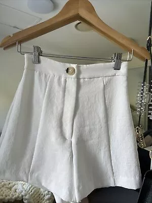 Kookai WHITE SHORTS Size 34 • $45