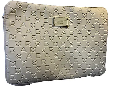 Marc By Marc Jacobs 14” X 10” Tan Neoprene Laptop Sleeve Preowned • $43.98