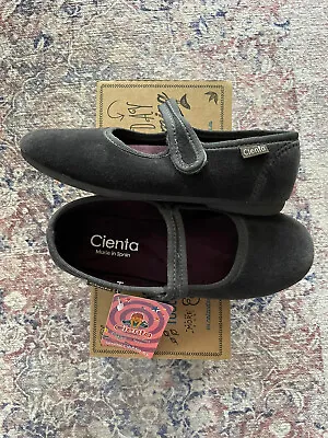 Cienta Grey Velvet  Shoes • £20