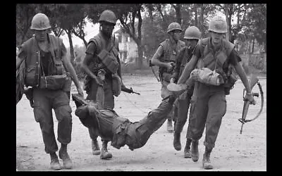 Vietnam War US Marines Leave No Man Behind PHOTO Tet Offensive 68 USMC • $4.28