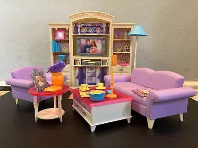 Barbie Living In Style Living Room Play Set With VCR Sofa 67553 Vintage (2002)  • $65.99