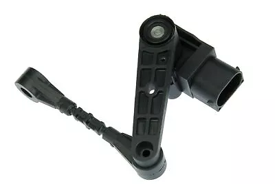 URO Parts LR020155 Suspension Ride Height Sensor For 05-09 Land Rover LR3 • $63.99