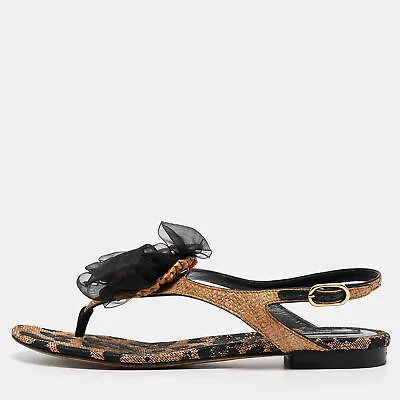 Dolce & Gabbana Beige/Black Raffia Floral Applique Thong Flat Sandals Size 40 • $165.90