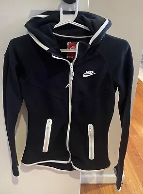 Nike Women’s Hoodie Jacket Size XS • $24.95