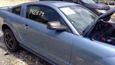 Passenger Front Door Electric Coupe Fits 05-09 MUSTANG 340559 • $450