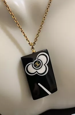 $595 • Buy Authentic Vintage Chanel Necklace Black Gold Chain