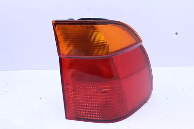 1999 2000 BMW 528i 540i E39 Wagon Tail Light Right Passenger 8380096 • $39.99