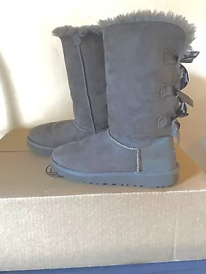 UGG Australia Bailey Bow II Boots Gray • $100