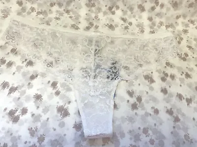 NEW! M&S Marks & Spencer White Floral Lace Waisted Thong / G-string / Knickers • £4.99