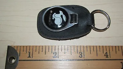 1 Vintage 70s Vw Volkswagen Rabbit Keychain Leather Renamel Car Automobile • $19.77