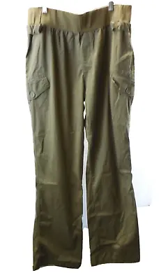 Announcements Maternity Women's Green Cargo Maternity Pants Size Small (4/6) • $12.99