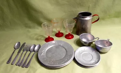 Vintage 18 Piece Children Metal Cookware & Utensils- Cinderella • $18